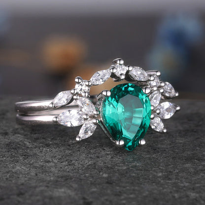 Pear cut emerald engagement ring set moissanite wedding ring women art deco stacking matching band vintage floral jewelry May birthstone