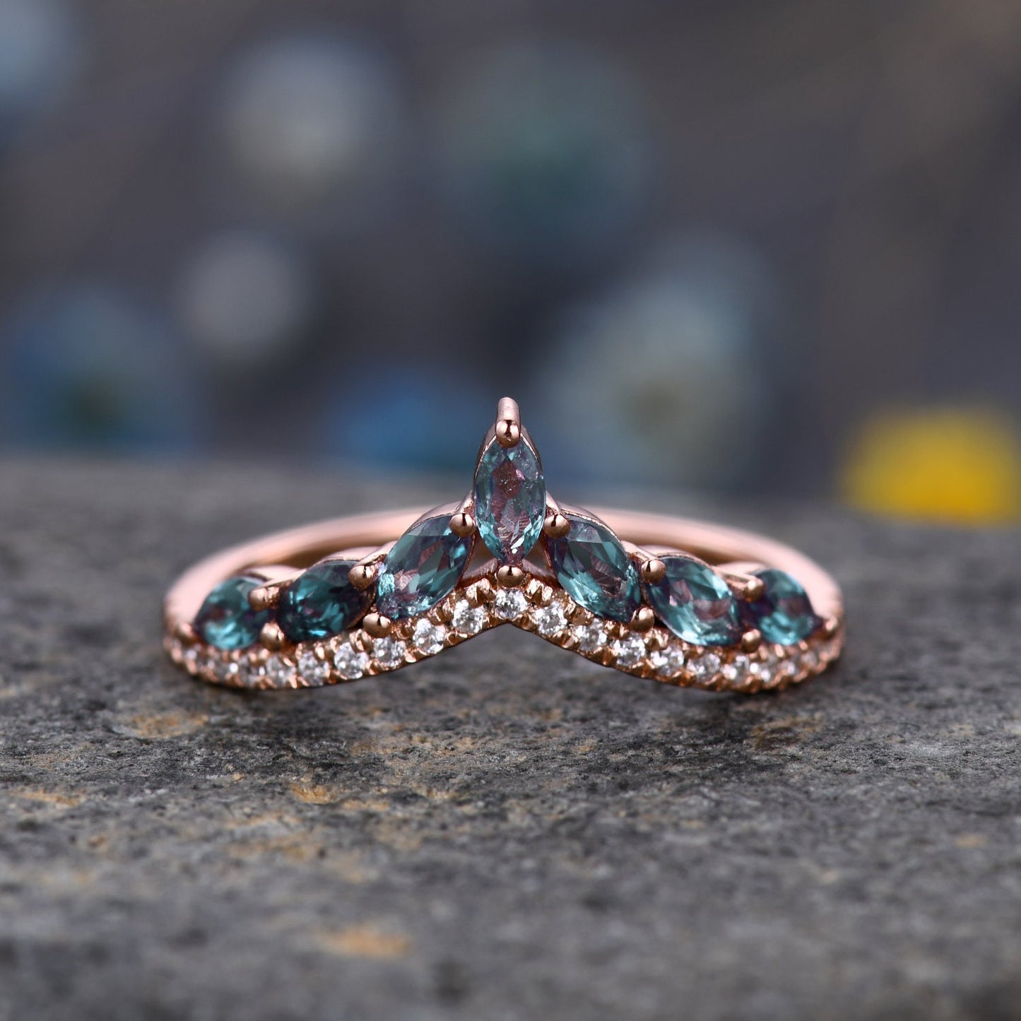 Unique Alexandrite wedding ring,Alexandrite wedding band,Marquise alexandrite ring,Curved V stacking rings,Diamond Ring,14k rose white gold