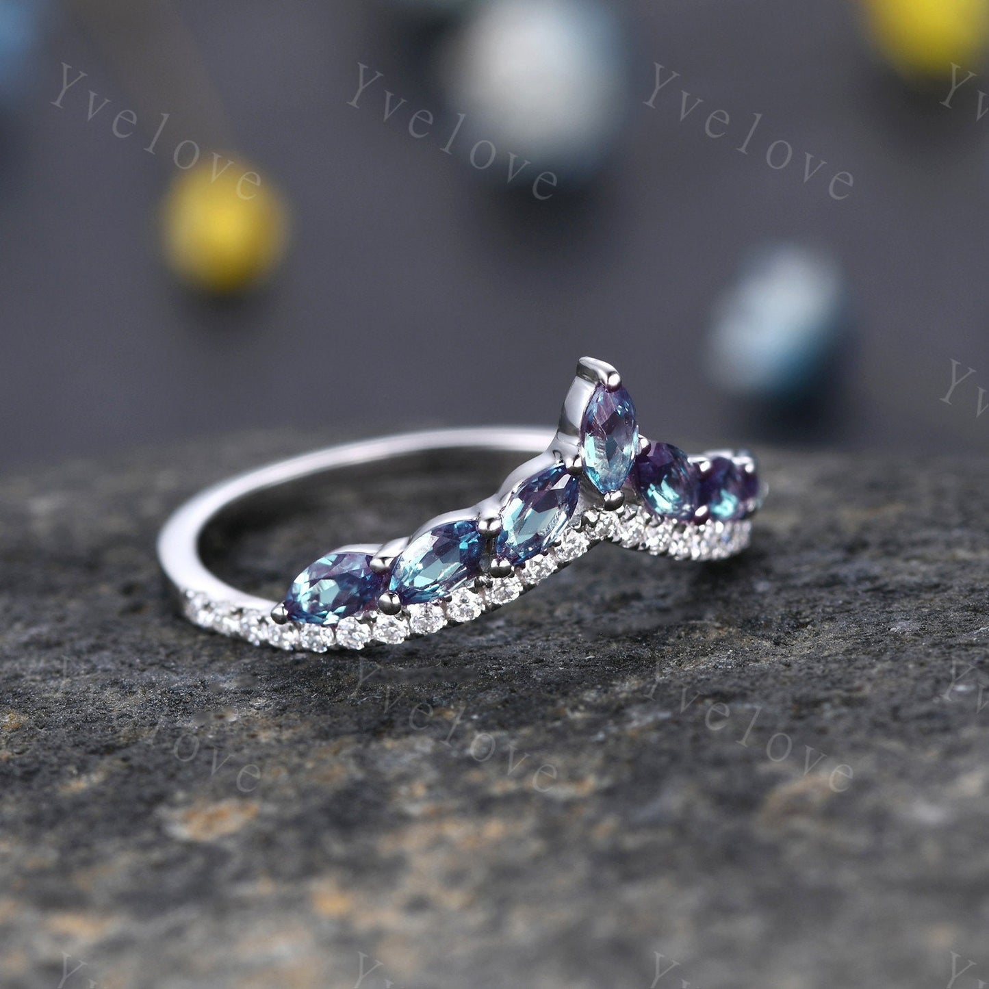 Unique Alexandrite wedding ring,Alexandrite wedding band,Marquise alexandrite ring,Curved V stacking rings,Diamond Ring,14k white  gold ring