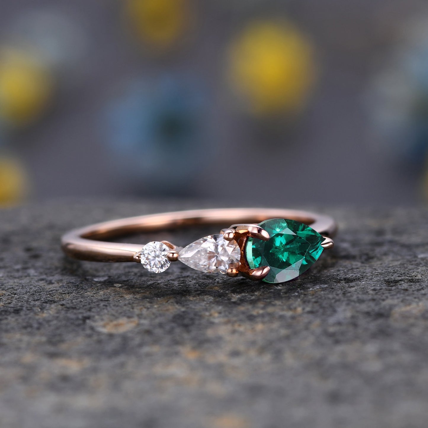 Vintage Emerald Ring Engagement Ring,Pear Cut Gems,Art Deco Moissanite Wedding Band,3 Stone Unique Women Bridal Promise Ring Gift,Rose gold