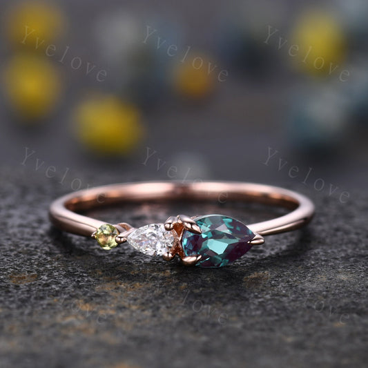 Vintage Alexandrite Engagement Ring,Pear Cut Gems,Art Deco Moissanite Peridot Wedding Band,3 Stone Unique Women Bridal Promise Ring,Custom