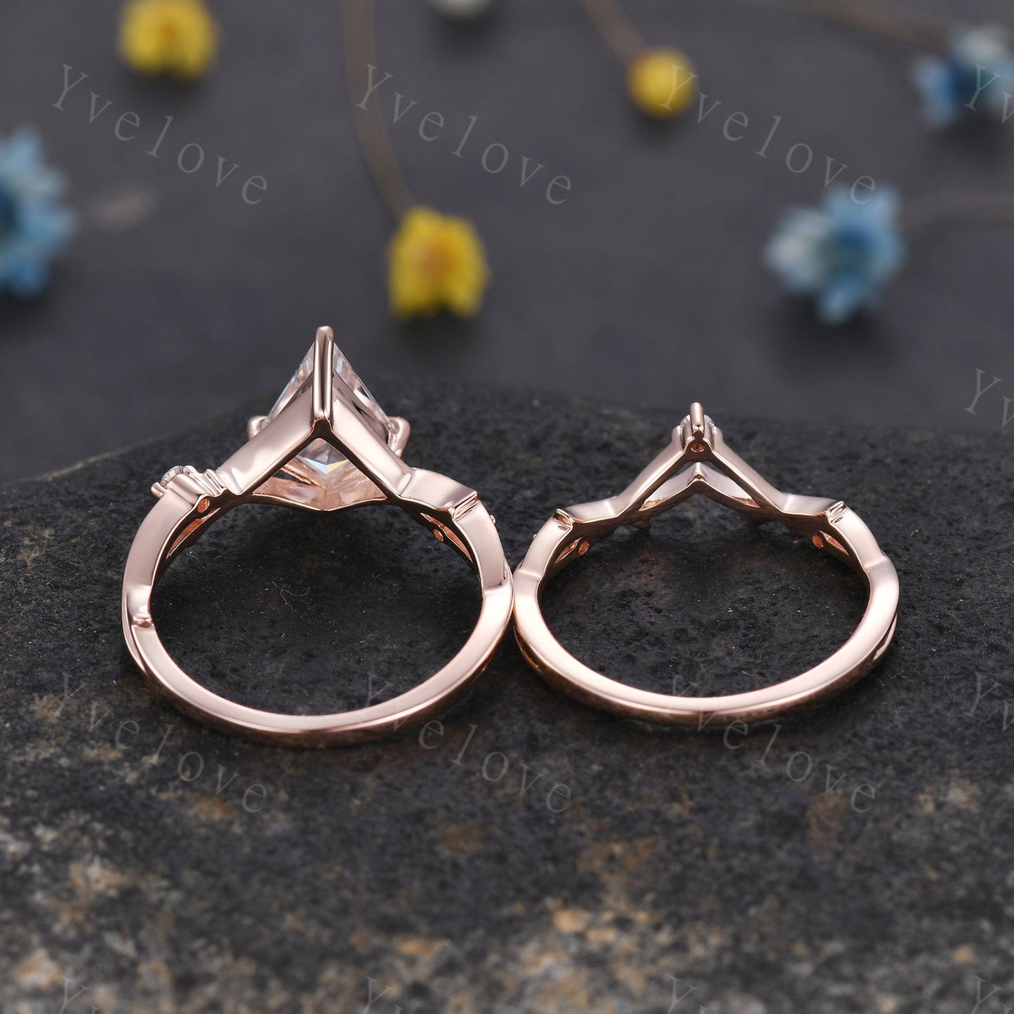 Vintage Kite Shaped Moissanite Engagement Ring Set,Twisted Ring,Leaf Vines Moissanite Bridal Set,Branch Ring,Dainty Twig Diamond Ring Gift
