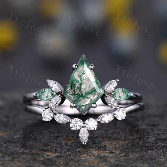 Vintage Kite Shaped Moss agate Engagement Ring Set,Unique Bridal Ring Set,Marquise Green Agate Moissanite White Gold Anniversary Ring Gift