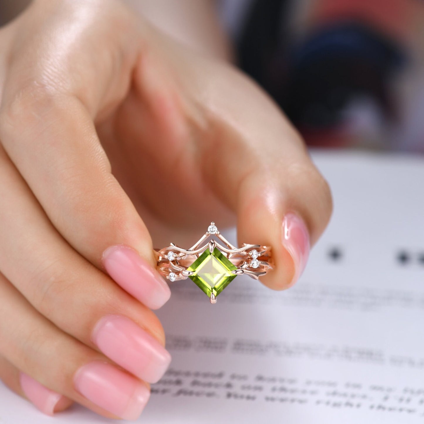 Vintage Princess Cut Peridot Engagement Ring Set,Twisted Ring,Leaf Vines Moissanite Bridal Set,Branch Ring,Dainty Twig Diamond Ring Gift